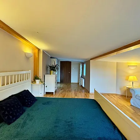 Inhome 3 *